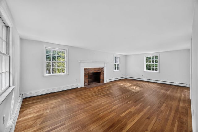 32 Greengate Road, Falmouth, MA 02540