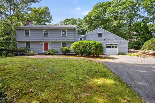 32 Greengate Road, Falmouth, MA 02540