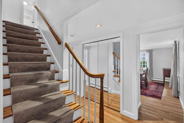 32 Greengate Road, Falmouth, MA 02540