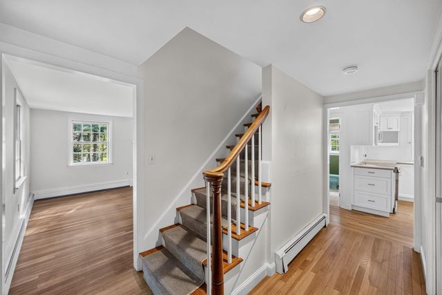 32 Greengate Road, Falmouth, MA 02540