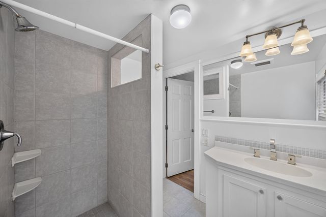 32 Greengate Road, Falmouth, MA 02540