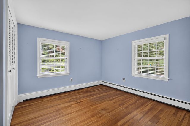32 Greengate Road, Falmouth, MA 02540