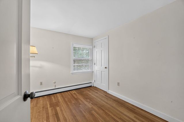 32 Greengate Road, Falmouth, MA 02540