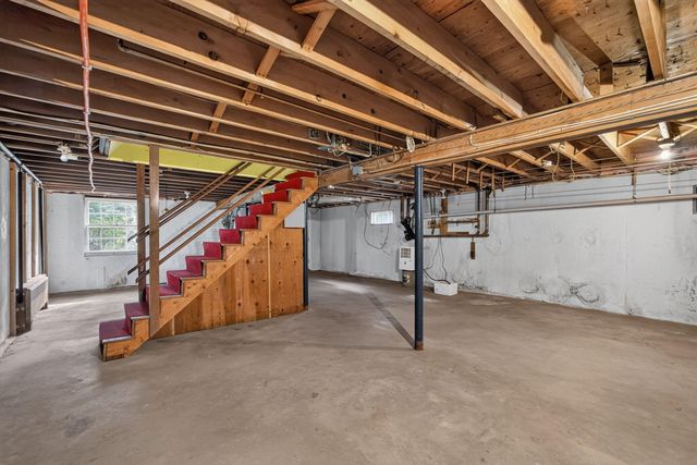 32 Greengate Road, Falmouth, MA 02540