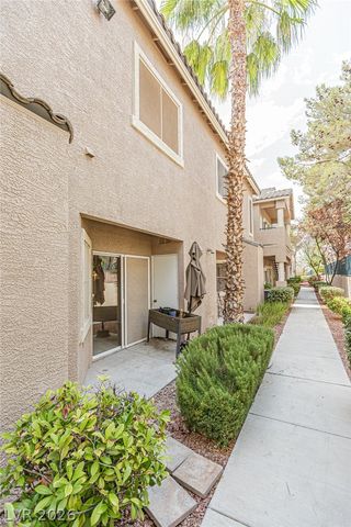 2101 Quartz Cliff Street 105, Las Vegas, NV 89117