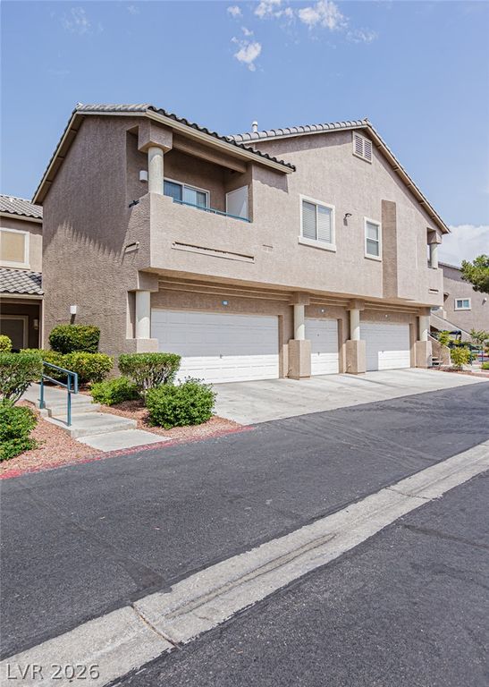 2101 Quartz Cliff Street 105, Las Vegas, NV 89117