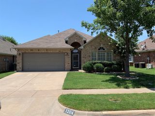 1204 Andromeda Way, Arlington, TX 76013