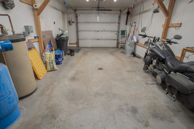 2585 CRESBARD COURT, Fairbanks, AK 99709