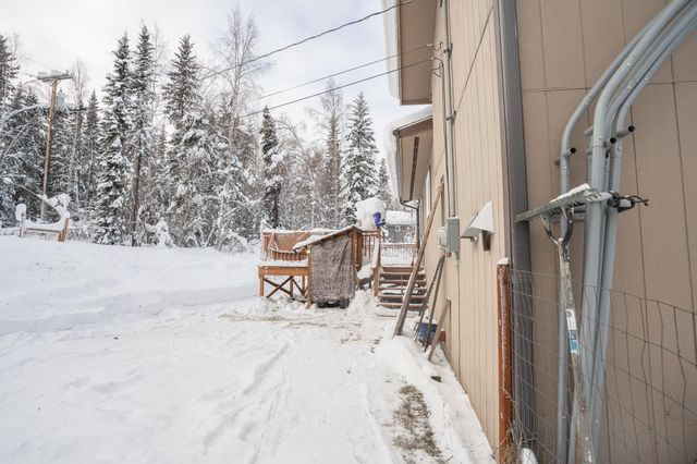 2585 CRESBARD COURT, Fairbanks, AK 99709