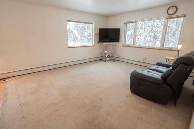 2585 CRESBARD COURT, Fairbanks, AK 99709