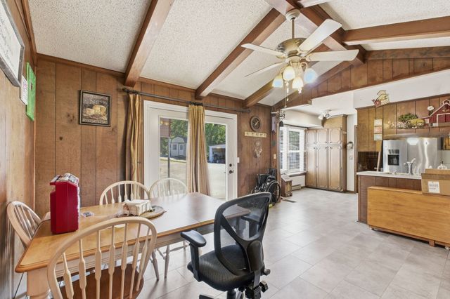 105 S Valley Rd, Hendersonville, TN 37075