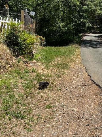 11083 Upper Previtali Rd, Jackson, CA 95642