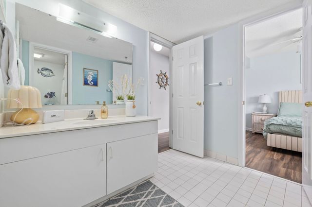 4001 S Ocean Blvd Apt 4E, North Myrtle Beach, SC 29582