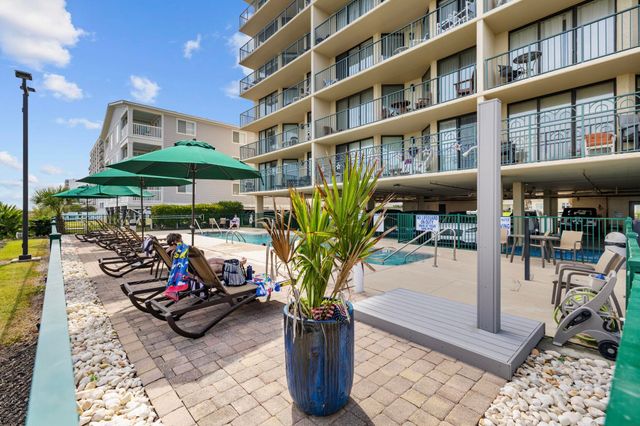 4001 S Ocean Blvd Apt 4E, North Myrtle Beach, SC 29582
