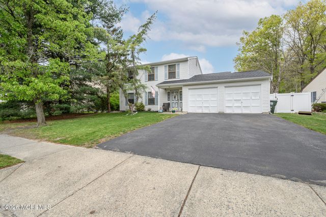 20 Snowdrift Lane, Howell, NJ 07731