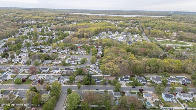 20 Snowdrift Lane, Howell, NJ 07731