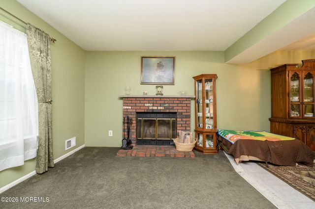 20 Snowdrift Lane, Howell, NJ 07731