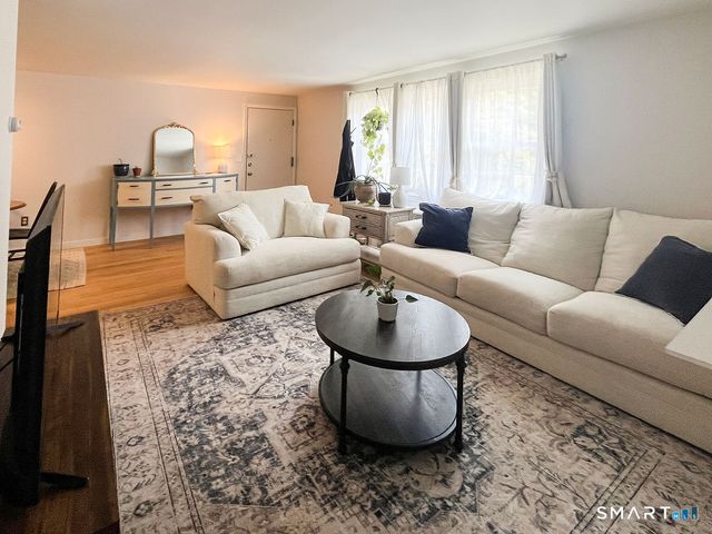 6 Grandview Drive 27C, Farmington, CT 06032
