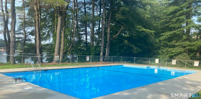6 Grandview Drive 27C, Farmington, CT 06032