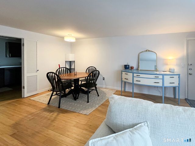 6 Grandview Drive 27C, Farmington, CT 06032
