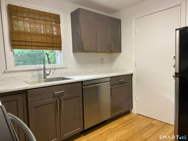 6 Grandview Drive 27C, Farmington, CT 06032