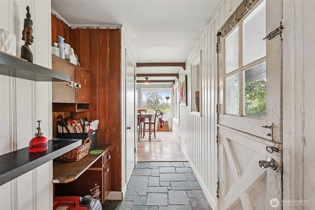 8754 Peavey Road, Sedro Woolley, WA 98284