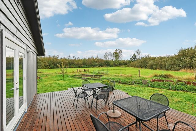 8754 Peavey Road, Sedro Woolley, WA 98284