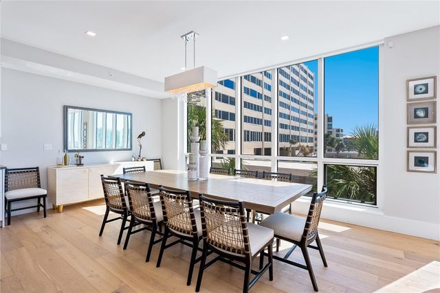 6100 MIDNIGHT PASS ROAD 201, Sarasota, FL 34242