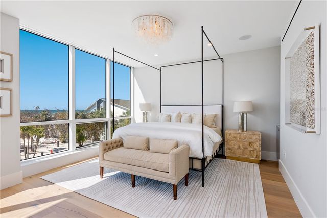 6100 MIDNIGHT PASS ROAD 201, Sarasota, FL 34242