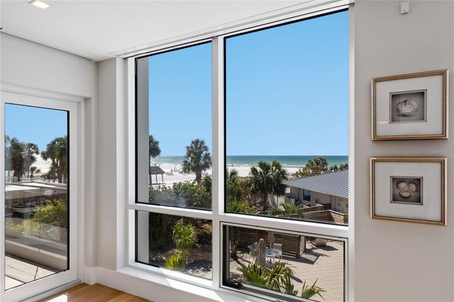 6100 MIDNIGHT PASS ROAD 201, Sarasota, FL 34242