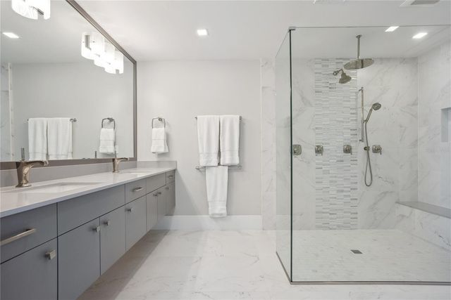 6100 MIDNIGHT PASS ROAD 201, Sarasota, FL 34242