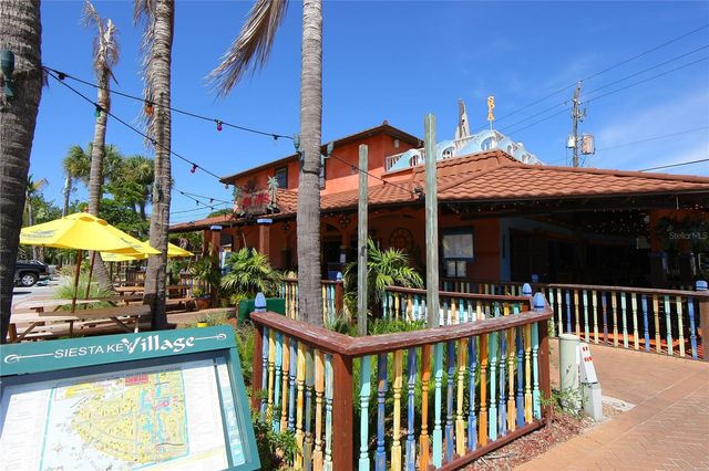 6100 MIDNIGHT PASS ROAD 201, Sarasota, FL 34242