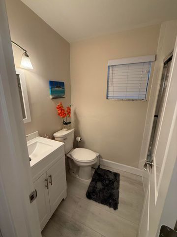 539 NW 36th Avenue, Deerfield Beach, FL 33442