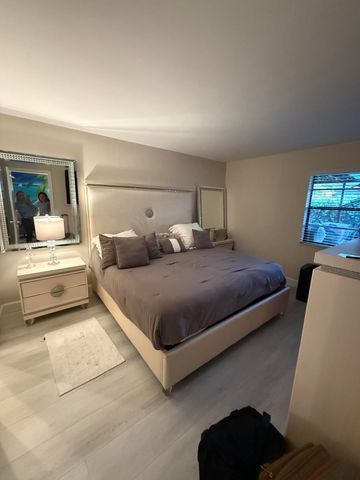 539 NW 36th Avenue, Deerfield Beach, FL 33442