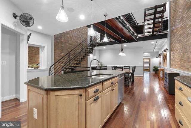 2916 DILLON ST, Baltimore, MD 21224