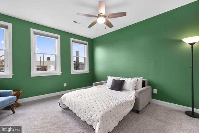 2916 DILLON ST, Baltimore, MD 21224