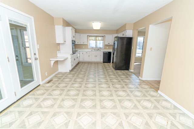 203 W Green Street, Winterset, IA 50273