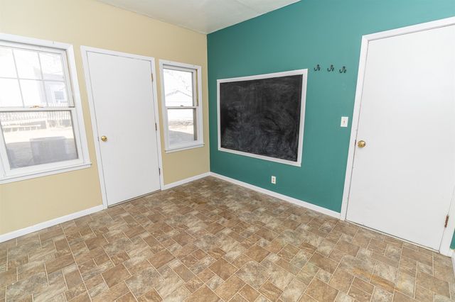 203 W Green Street, Winterset, IA 50273