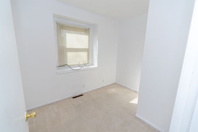 203 W Green Street, Winterset, IA 50273