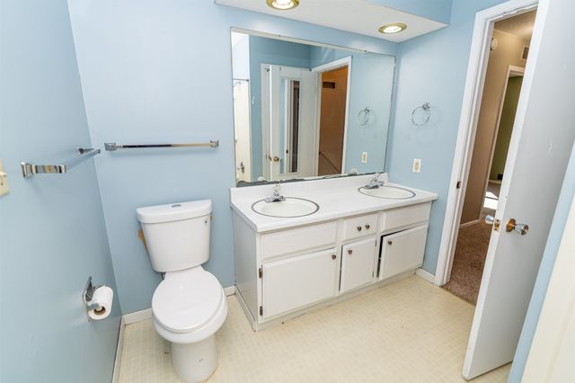 203 W Green Street, Winterset, IA 50273