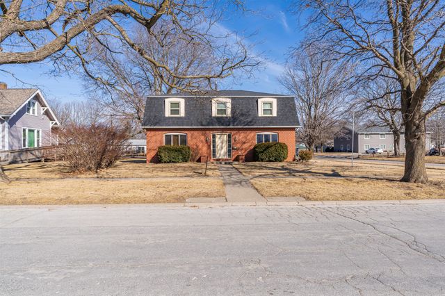 203 W Green Street, Winterset, IA 50273
