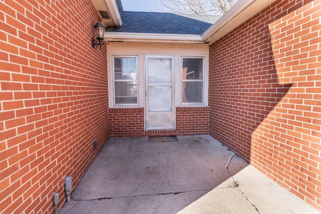 203 W Green Street, Winterset, IA 50273