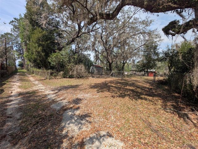 23797 NE 189TH STREET, Fort Mc Coy, FL 32134