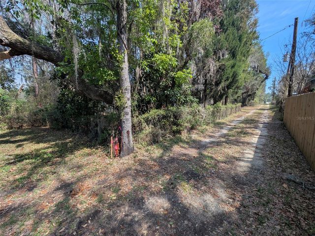 23797 NE 189TH STREET, Fort Mc Coy, FL 32134