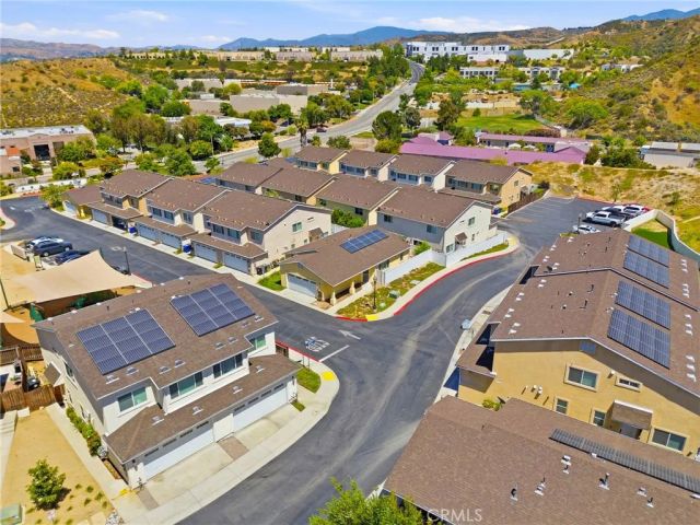 21716 Jack Place, Saugus, CA 91350