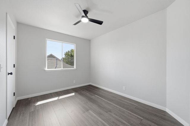 1504 Waterfall Ave, Leander, TX 78641