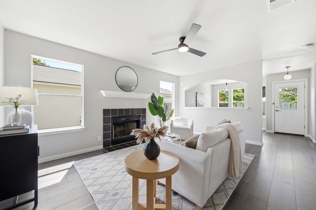 1504 Waterfall Ave, Leander, TX 78641