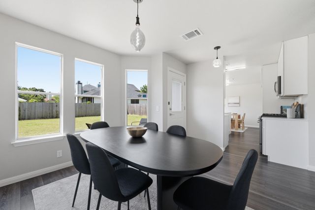 1504 Waterfall Ave, Leander, TX 78641