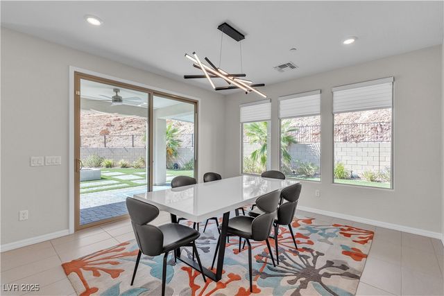 11 Acacia Creek Court, Henderson, NV 89011