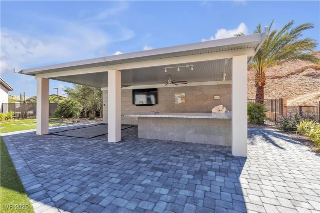 11 Acacia Creek Court, Henderson, NV 89011